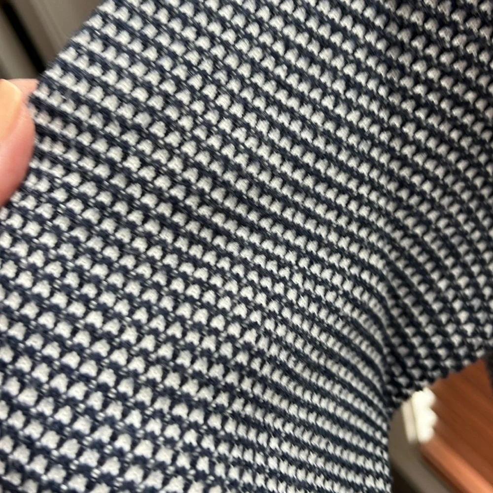 Men’s Express blue and white long sleeve sweater - Picture 2 of 4